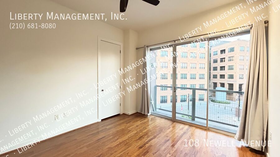 2 Bedroom, 3.5 Bath near Pearl Brewery and the Riverwalk property image