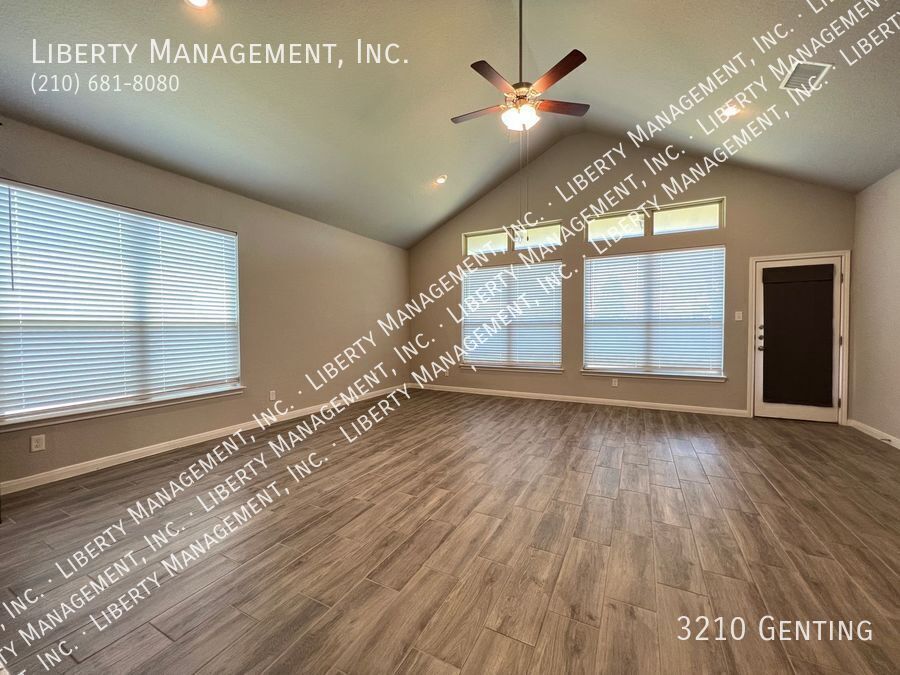 4BR/3 BATH HOME NEAR SCHLITTERBAHN WATER PARK property image