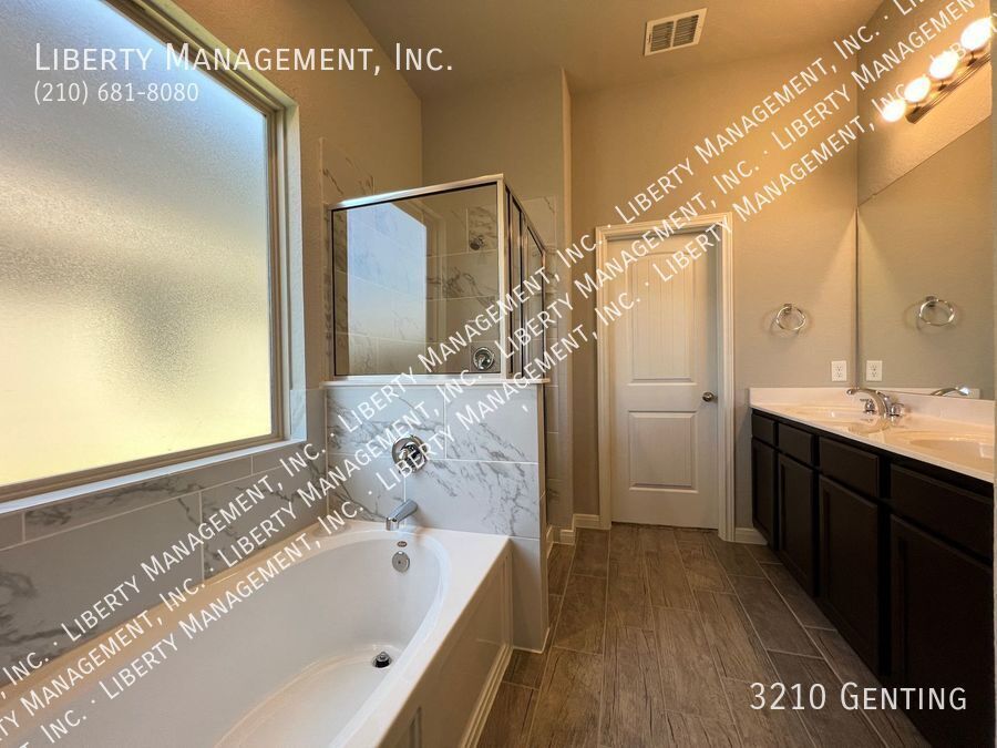 4BR/3 BATH HOME NEAR SCHLITTERBAHN WATER PARK property image