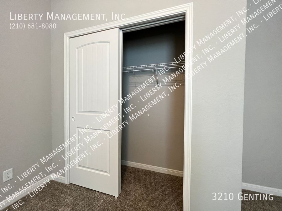 4BR/3 BATH HOME NEAR SCHLITTERBAHN WATER PARK property image