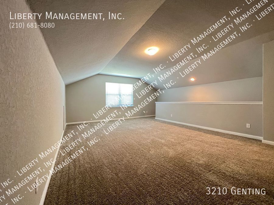 4BR/3 BATH HOME NEAR SCHLITTERBAHN WATER PARK property image