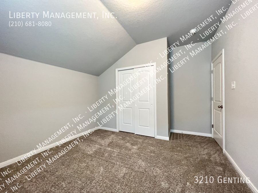 4BR/3 BATH HOME NEAR SCHLITTERBAHN WATER PARK property image