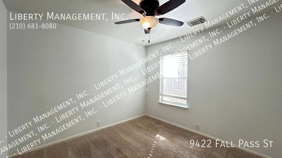 3 Bedroom, 2.5 Bath Home with a Study near SeaWorld property image