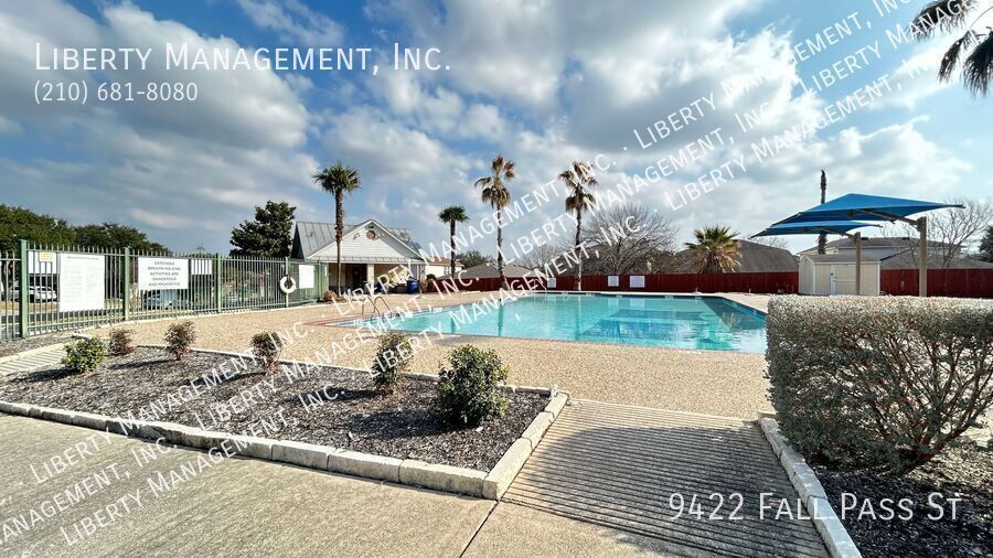 3 Bedroom, 2.5 Bath Home with a Study near SeaWorld property image