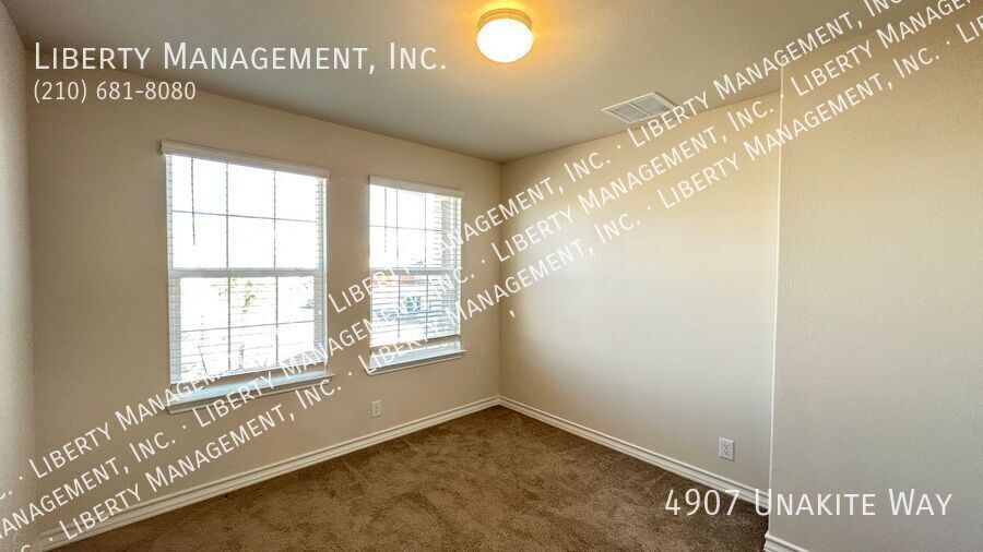 Gorgeous One Story Home in the Awesome Neighborhood of Riverstone at Westpointe property image