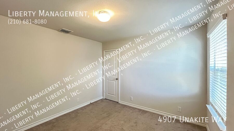 Gorgeous One Story Home in the Awesome Neighborhood of Riverstone at Westpointe property image