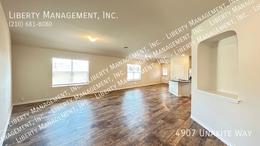 Gorgeous One Story Home in the Awesome Neighborhood of Riverstone at Westpointe property image