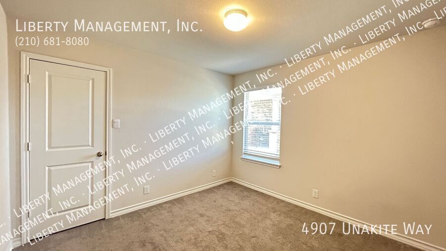 Gorgeous One Story Home in the Awesome Neighborhood of Riverstone at Westpointe property image