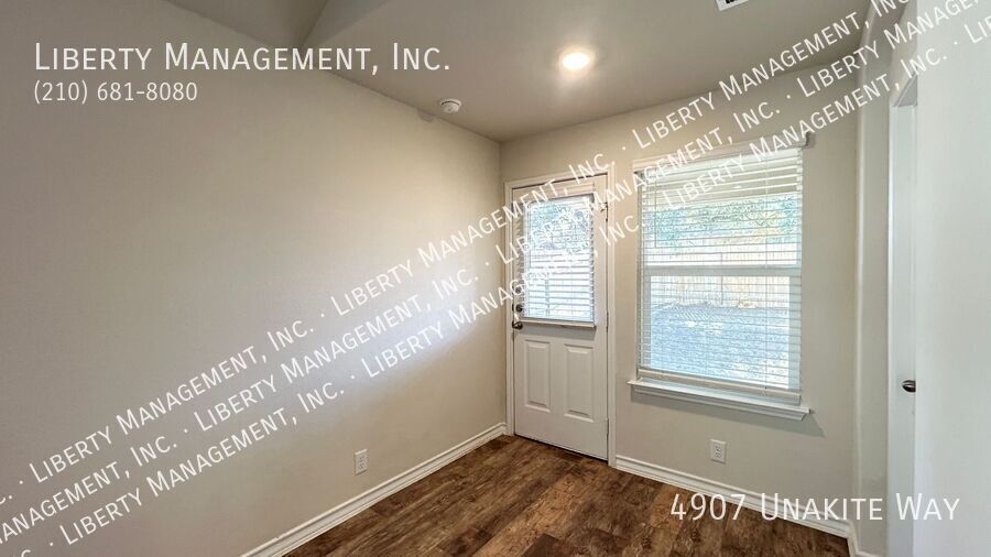 Gorgeous One Story Home in the Awesome Neighborhood of Riverstone at Westpointe property image