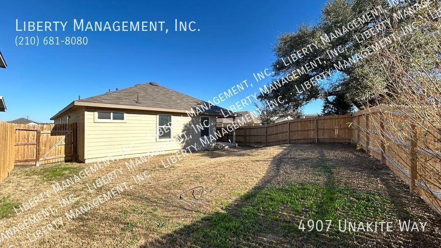 Gorgeous One Story Home in the Awesome Neighborhood of Riverstone at Westpointe property image