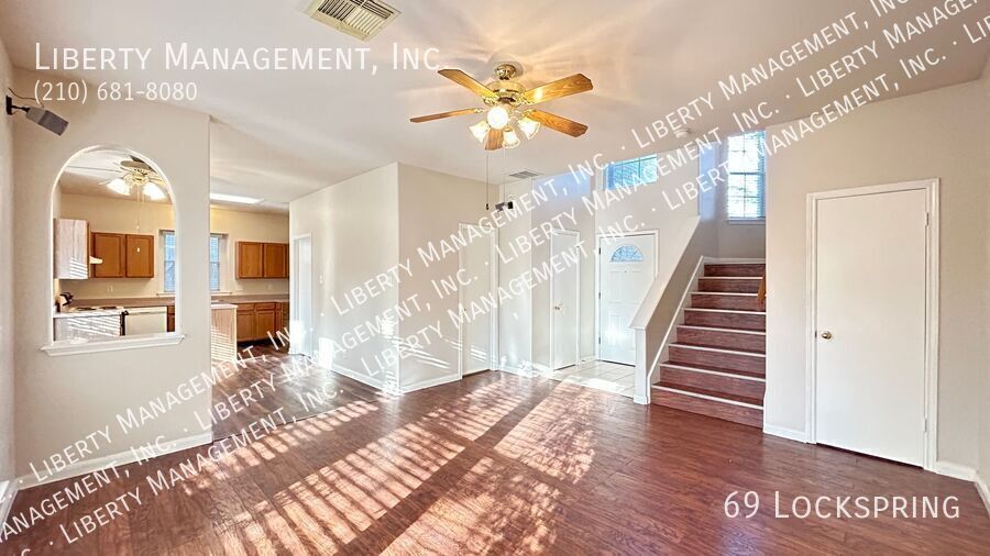 Fantastic 4 Bedroom, 2.5 Bath Home in a Gated Community property image