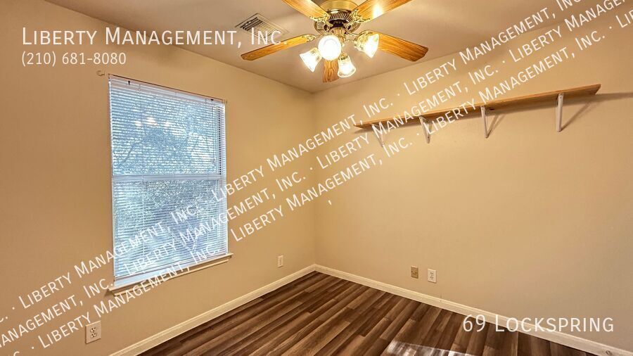 Fantastic 4 Bedroom, 2.5 Bath Home in a Gated Community property image