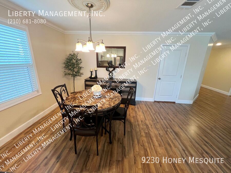 Upgraded 4 Bed, 2.5 Bath Home in Navarro Ranch property image