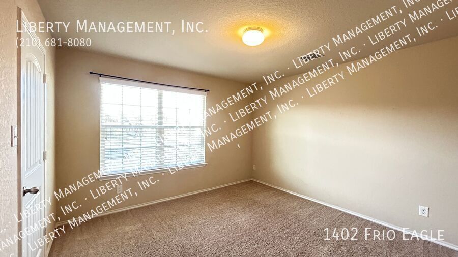 Gorgeous 4 Bedroom, 2.5 Bath Home property image