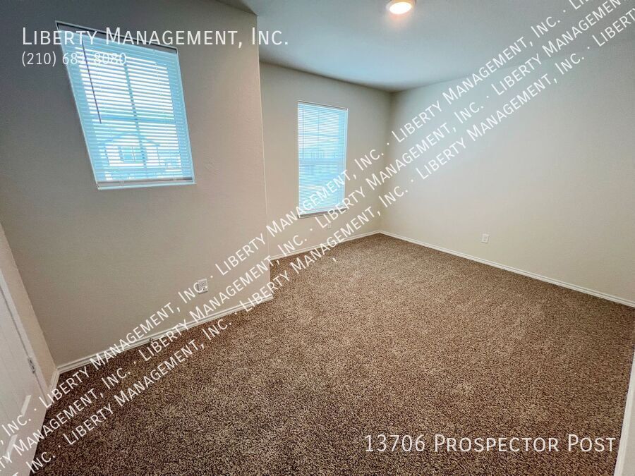 Beautiful 4 Bedroom, 3 Bath Home property image