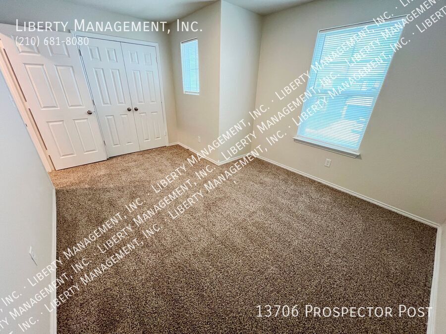 Beautiful 4 Bedroom, 3 Bath Home property image