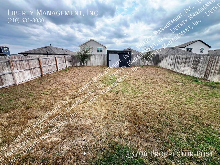 Beautiful 4 Bedroom, 3 Bath Home property image