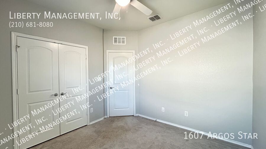 Beautiful 4 Bed, 2 Bath Single Story on a Greenbelt in desirable Arcadia Ridge property image