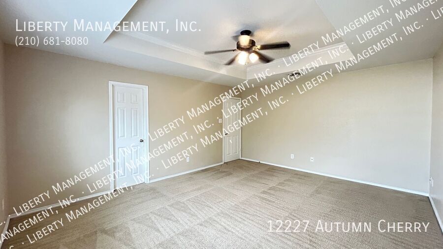 Spacious Two Story home in Silver Oaks property image