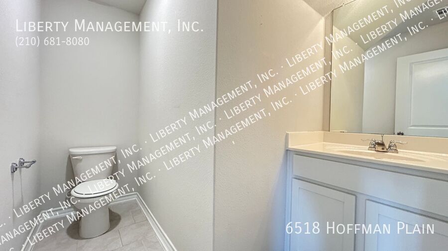 3 Bed 2.5 Bath Home in Whisper Falls property image