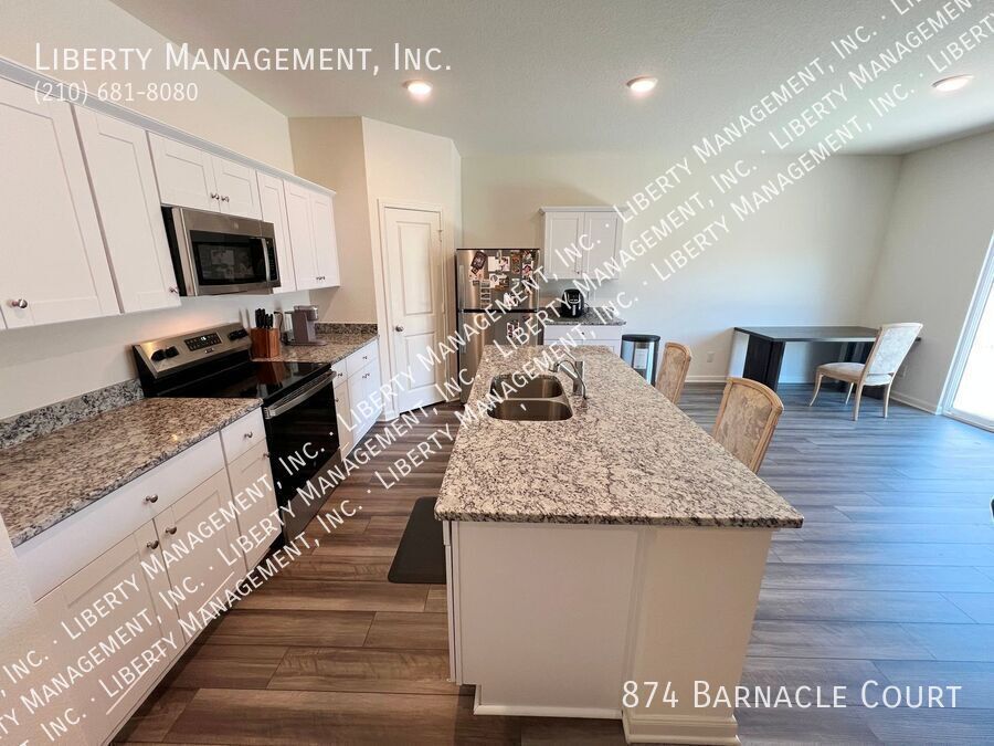 4 Bedroom, 3 Bath Home property image