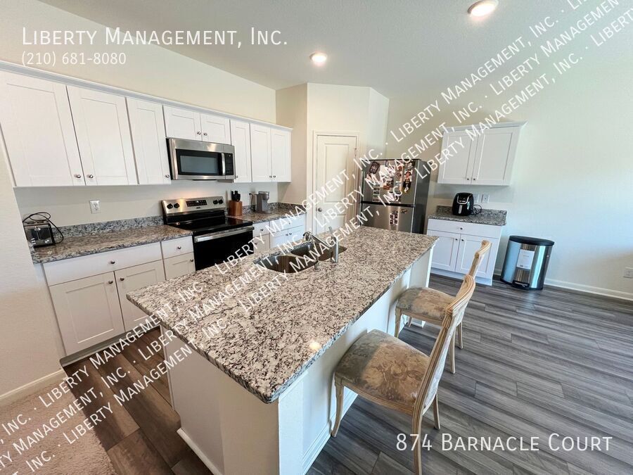 4 Bedroom, 3 Bath Home property image