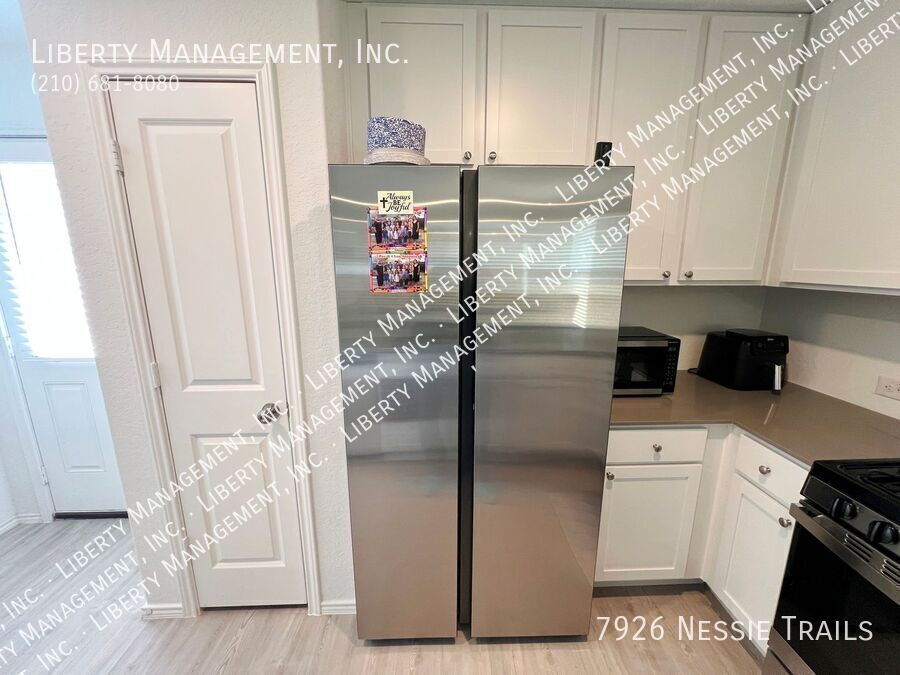 3 Bed, 2 Bath Home on Cul-de-sac property image