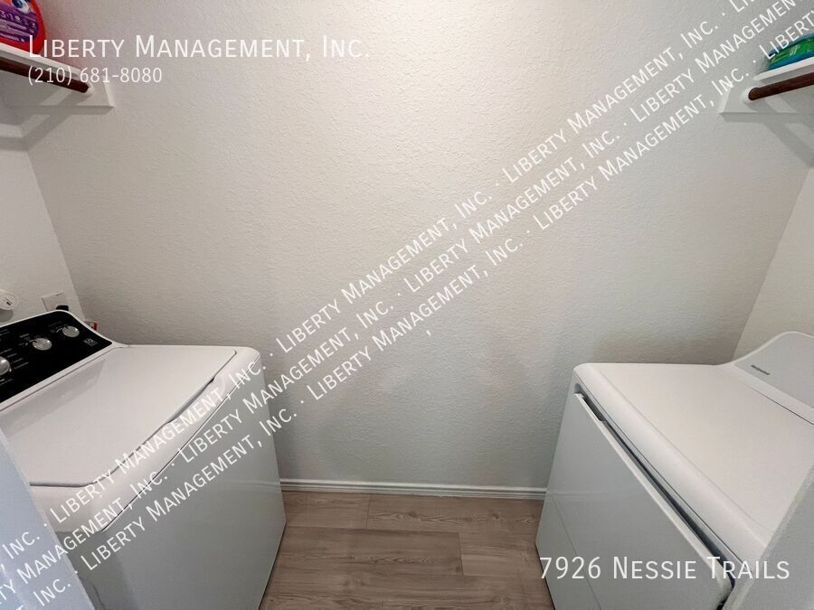 3 Bed, 2 Bath Home on Cul-de-sac property image