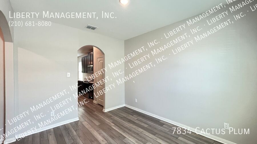 Single story 3 Bed, 2 Bath Home near Alamo Ranch property image