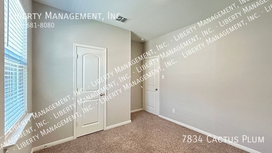 Single story 3 Bed, 2 Bath Home near Alamo Ranch property image