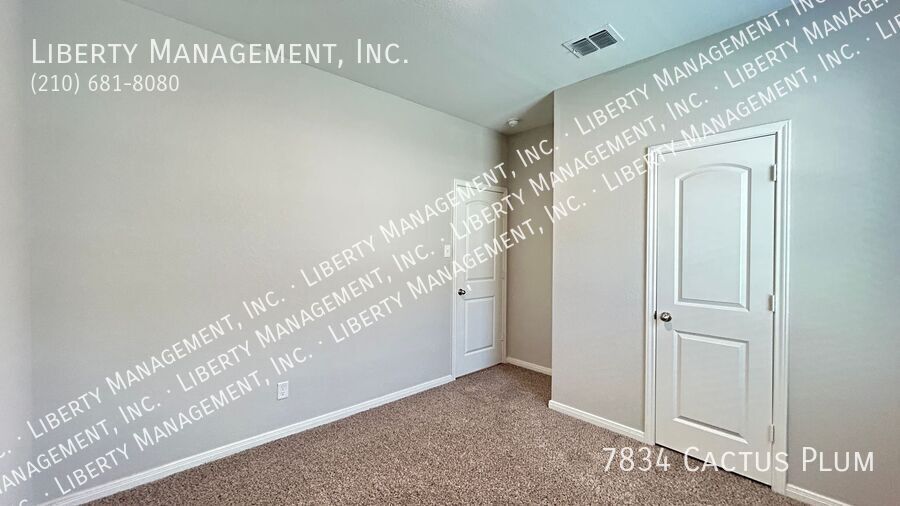 Single story 3 Bed, 2 Bath Home near Alamo Ranch property image