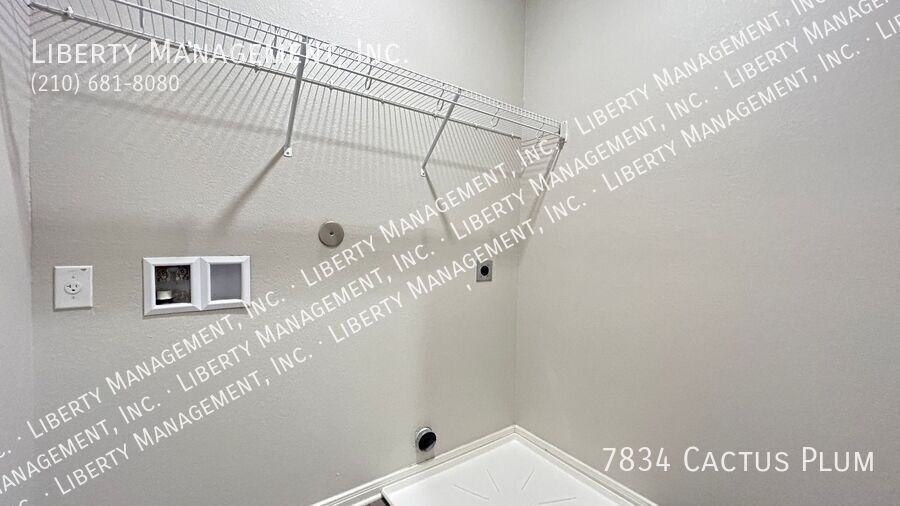 Single story 3 Bed, 2 Bath Home near Alamo Ranch property image