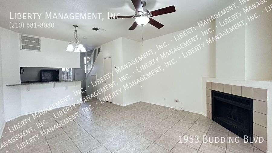 Charming Townhome just outside McAllister Park property image