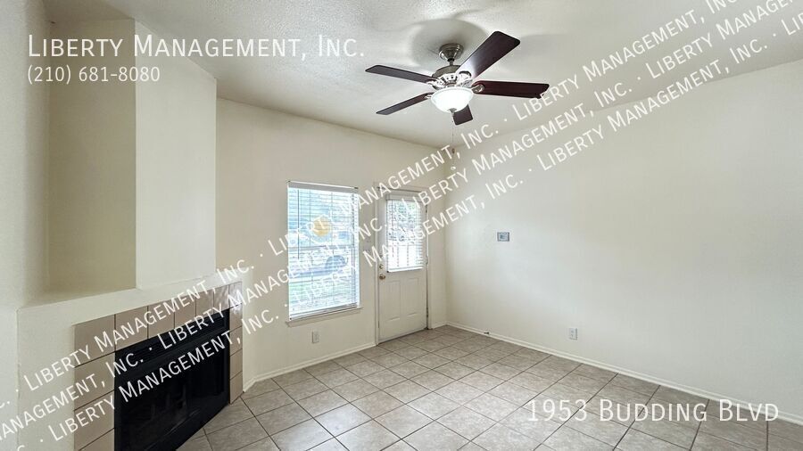 Charming Townhome just outside McAllister Park property image