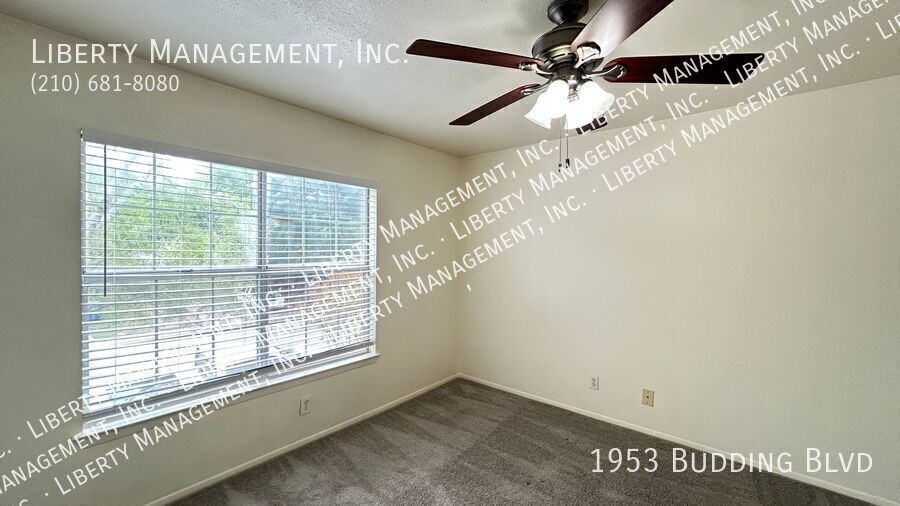 Charming Townhome just outside McAllister Park property image