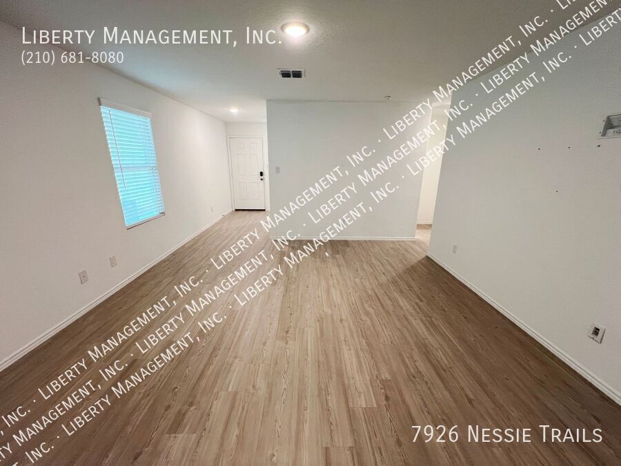 3 Bed, 2 Bath Home on Cul-de-sac property image
