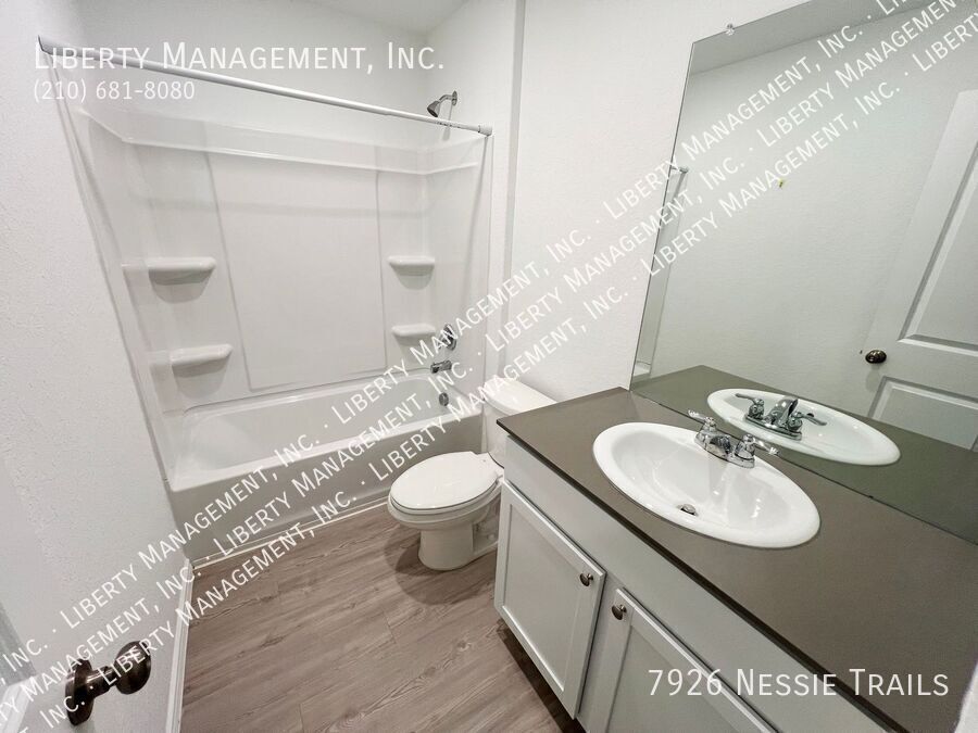 3 Bed, 2 Bath Home on Cul-de-sac property image