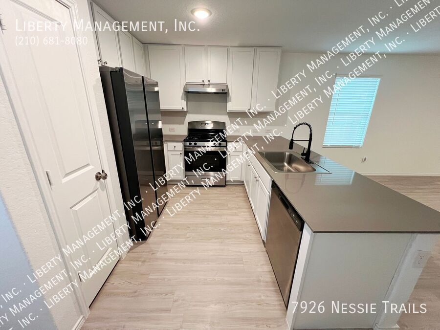 3 Bed, 2 Bath Home on Cul-de-sac property image