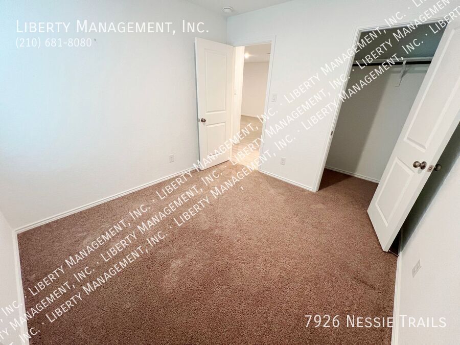 3 Bed, 2 Bath Home on Cul-de-sac property image