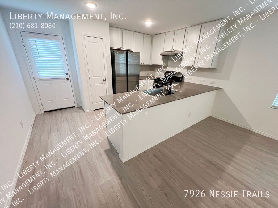 3 Bed, 2 Bath Home on Cul-de-sac property image