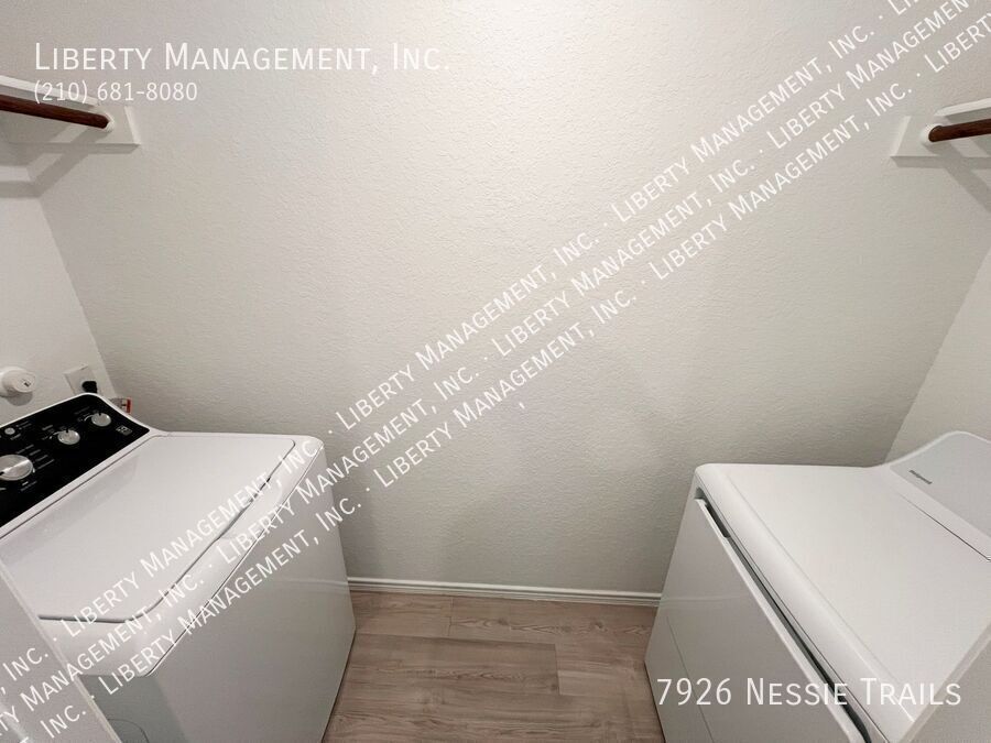 3 Bed, 2 Bath Home on Cul-de-sac property image