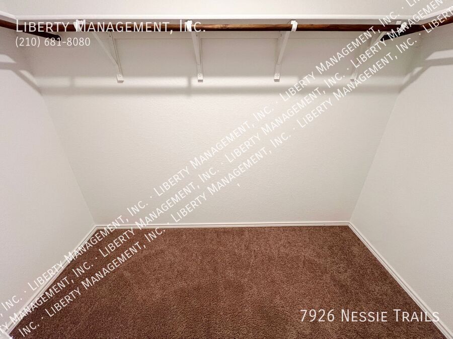 3 Bed, 2 Bath Home on Cul-de-sac property image