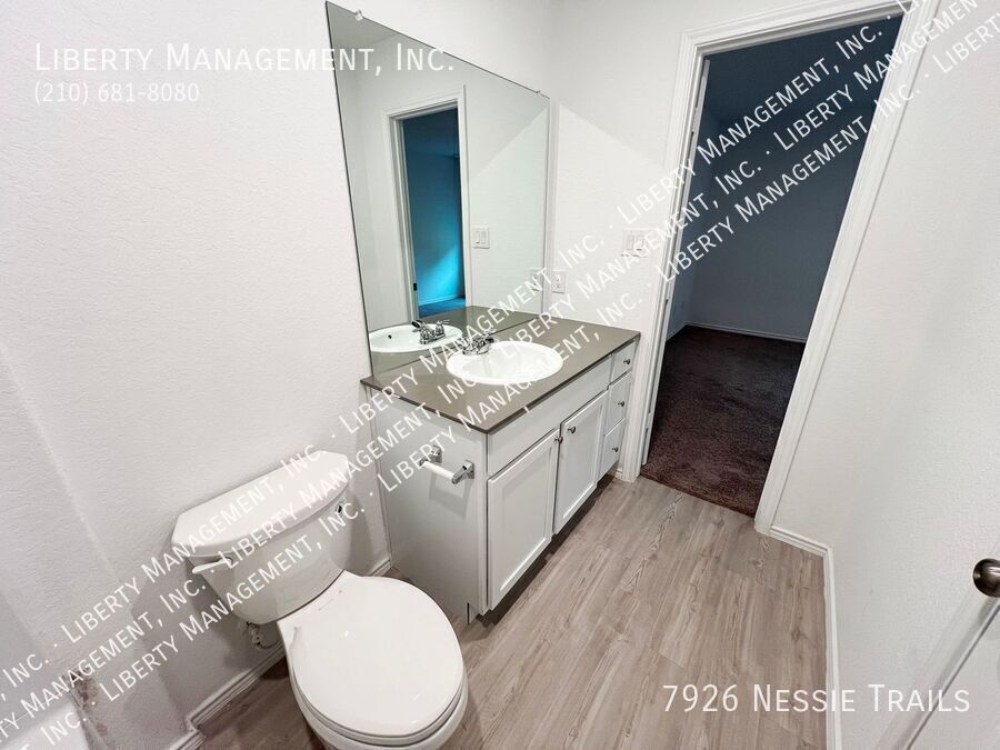 3 Bed, 2 Bath Home on Cul-de-sac property image