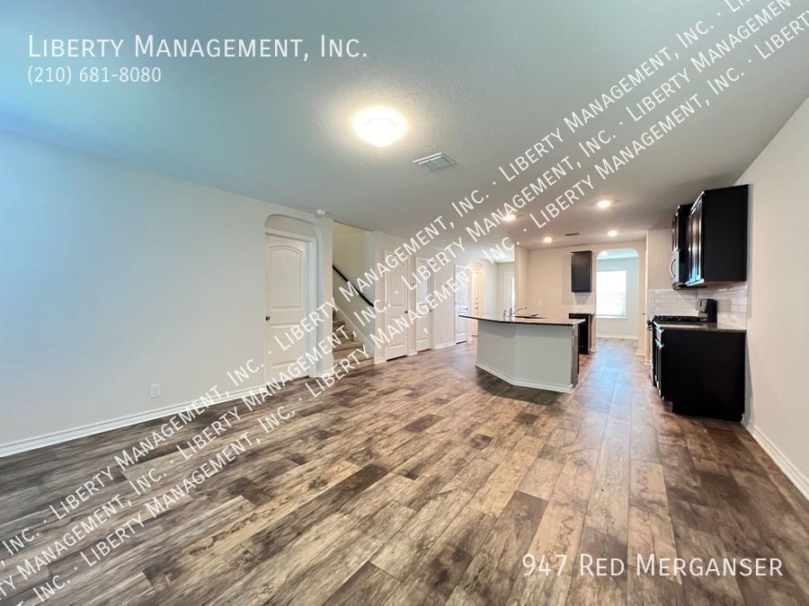 5 Bedroom, 3.5 Bath Home In Redbird Ranch Near Lackland AFB property image