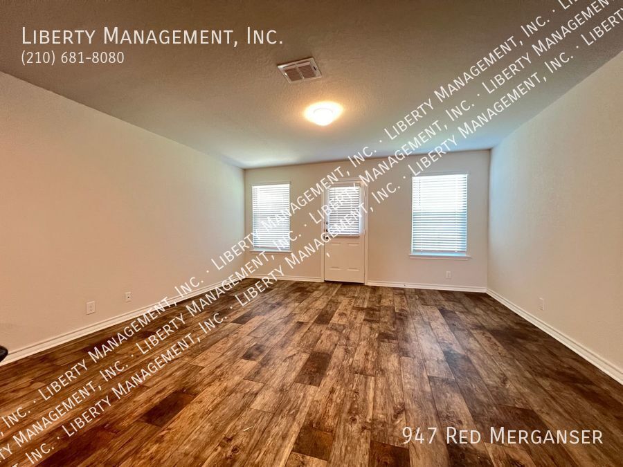 5 Bedroom, 3.5 Bath Home In Redbird Ranch Near Lackland AFB property image