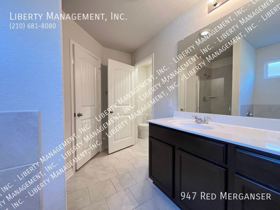 5 Bedroom, 3.5 Bath Home In Redbird Ranch Near Lackland AFB property image