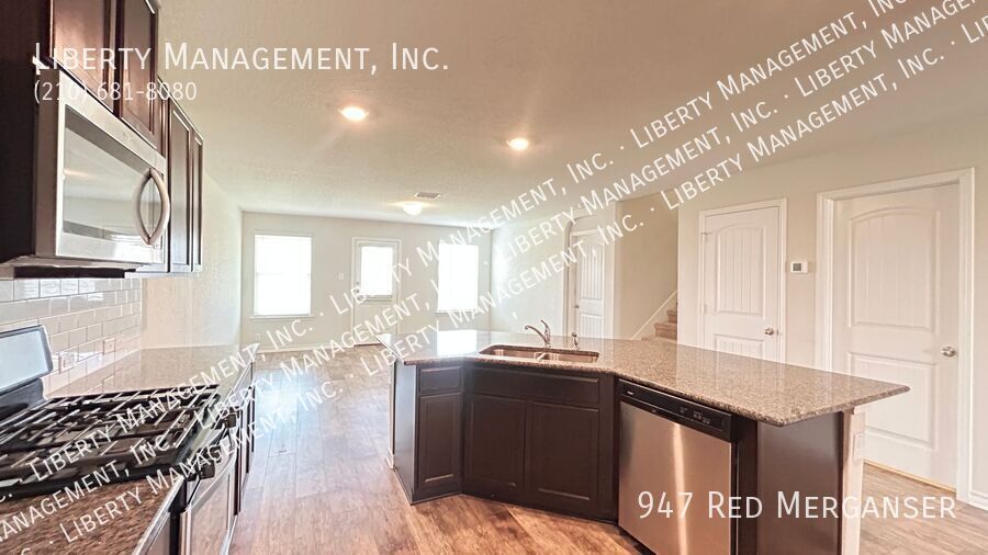 5 Bedroom, 3.5 Bath Home In Redbird Ranch Near Lackland AFB property image