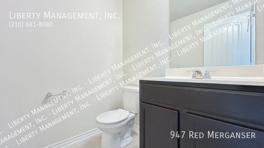 5 Bedroom, 3.5 Bath Home In Redbird Ranch Near Lackland AFB property image