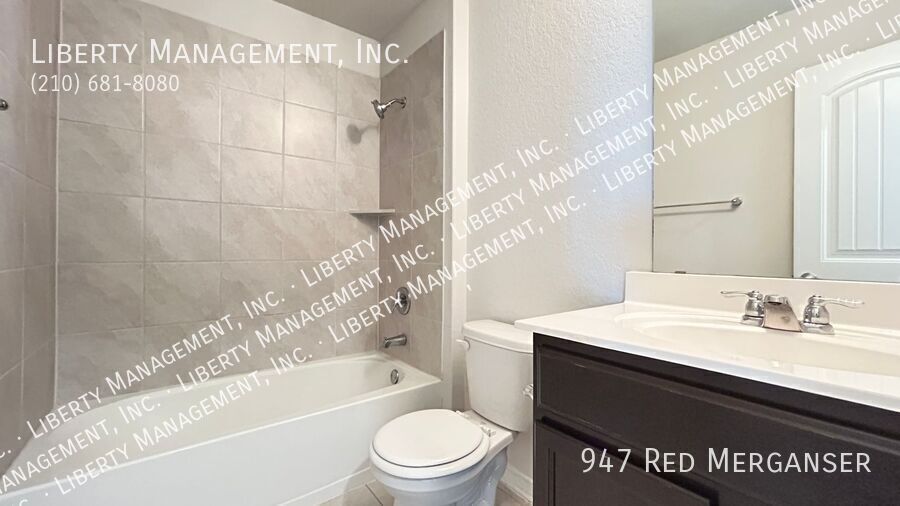 5 Bedroom, 3.5 Bath Home In Redbird Ranch Near Lackland AFB property image