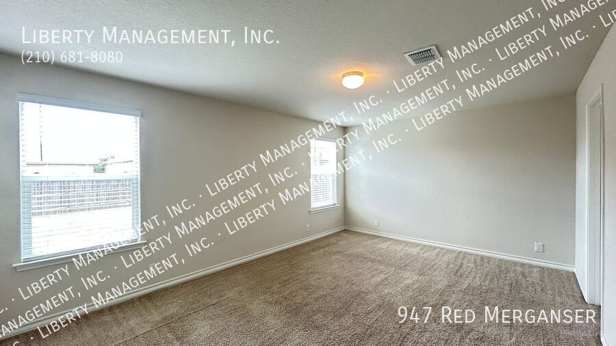 5 Bedroom, 3.5 Bath Home In Redbird Ranch Near Lackland AFB property image